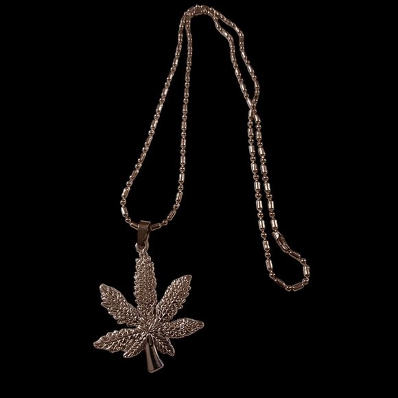 Cannabis Leaf Silver Stainless Steel Necklace - Picture 2 of 4